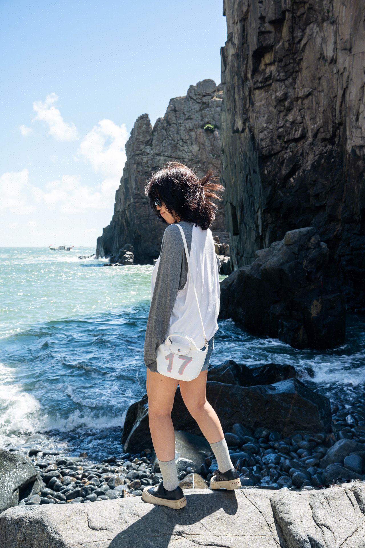礁石浪花